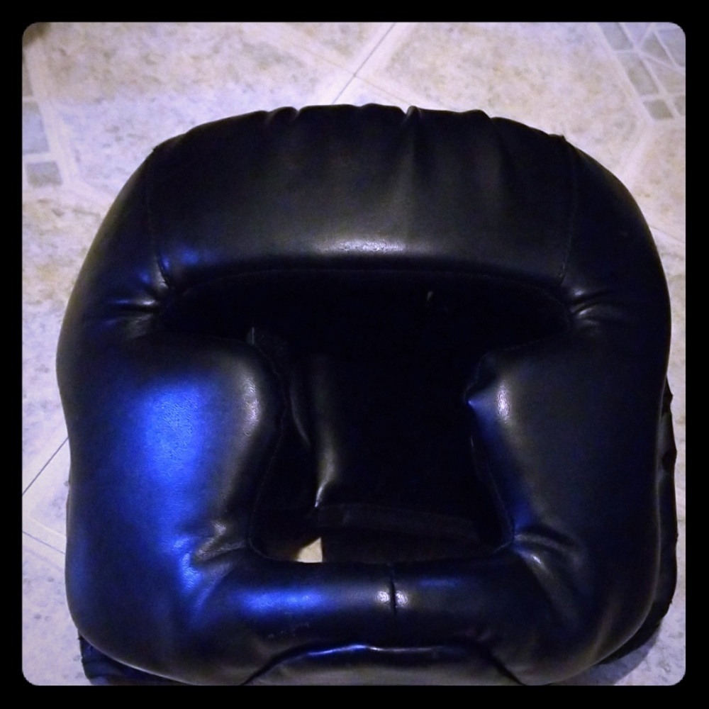 Padded punching face mask